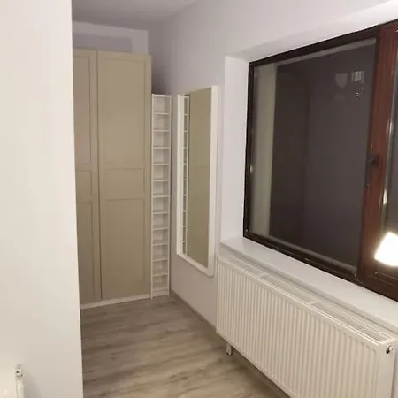 Big House In North With Ping-pong Table