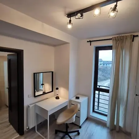 别墅 Big House In North With Ping-pong Table